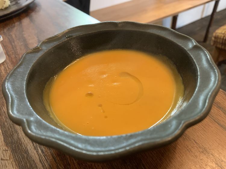 スープ-プラウマンズ ランチ ベーカリー
